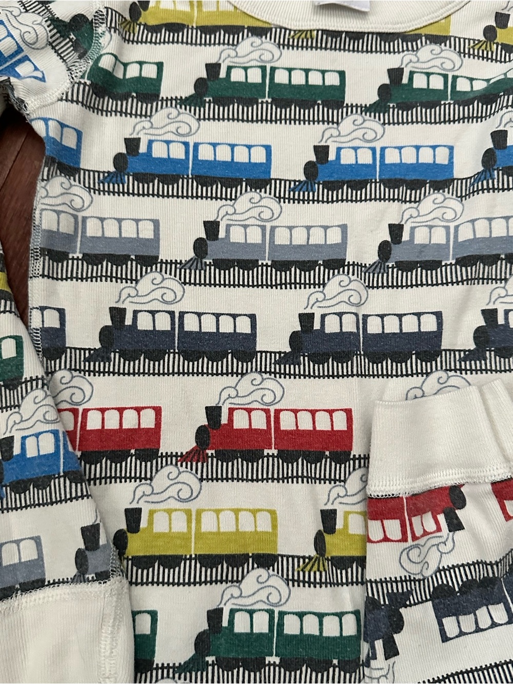 Hanna Andersson Kids Cream Train Print Pajama Set - Multi-Color 6/7 - Picture 5 of 6